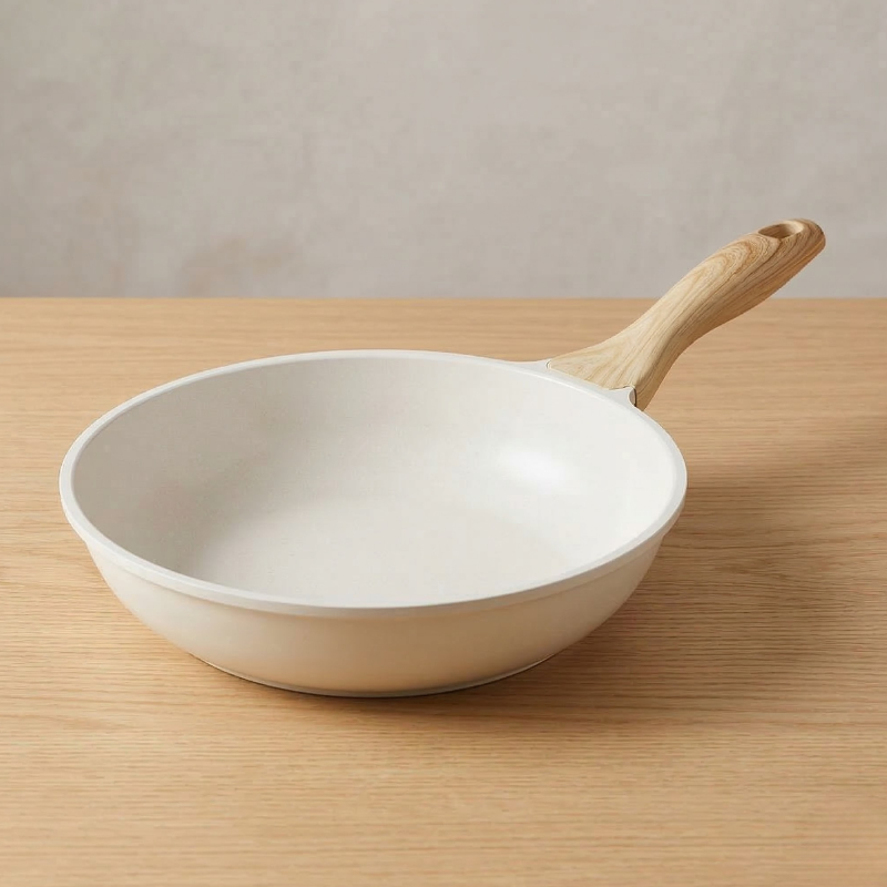 Le Sorimi aluminium wok keramische antiaanbaklaag handvat detailfoto
