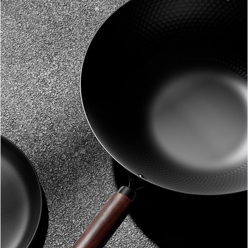 Le Sayumi wok zonder inbranden afmetingen en maatindicatie