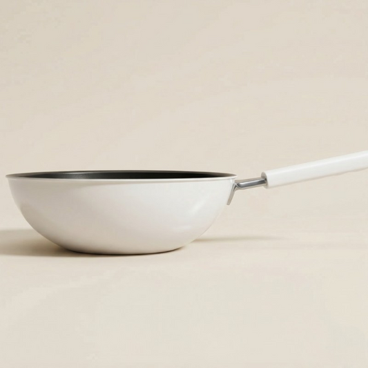 Le Rinoka keramische wok met glazen deksel vooraanzicht