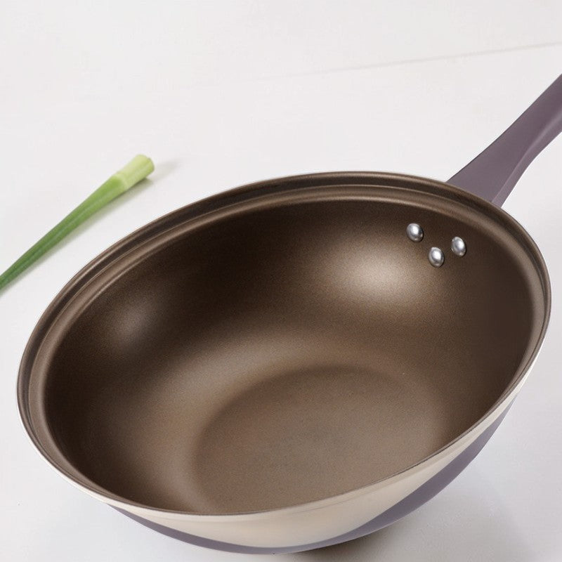 Le Kasuna wok pan met deksel glazen deksel close-up detail