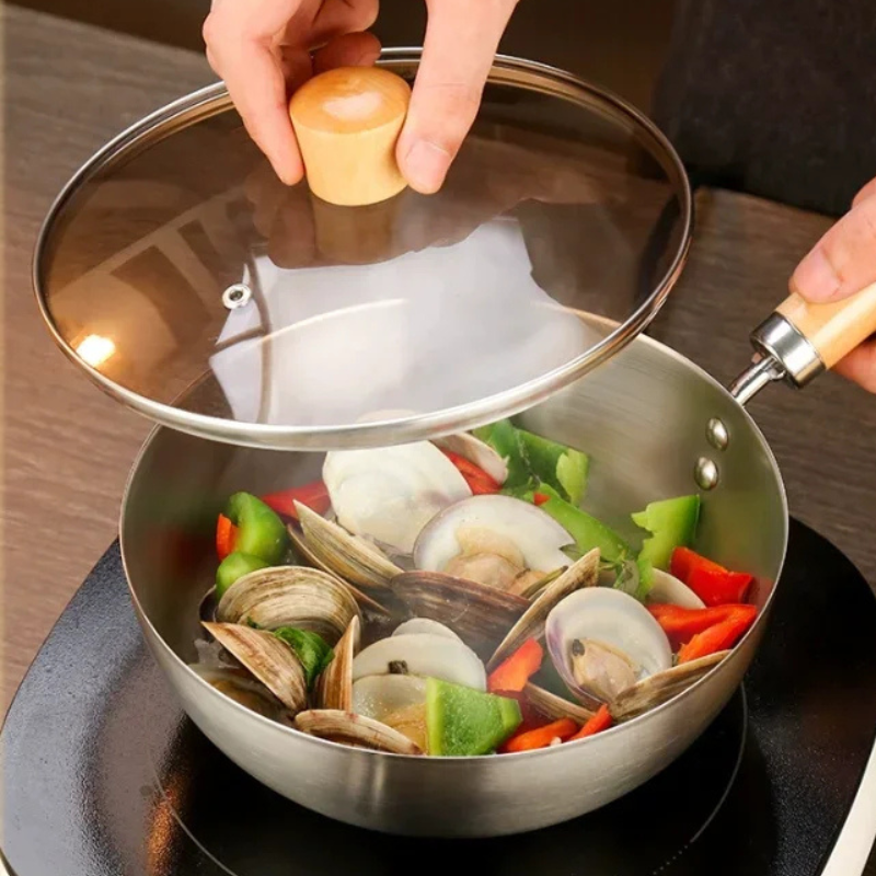 Le Nuriko rvs wok 20 cm vergelijking met grotere wok formaten