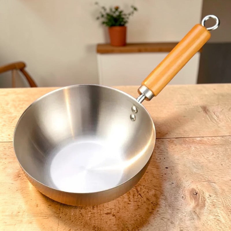 Le Nuriko bovenaanzicht rvs wok 20 cm met gepolijste binnenkant
