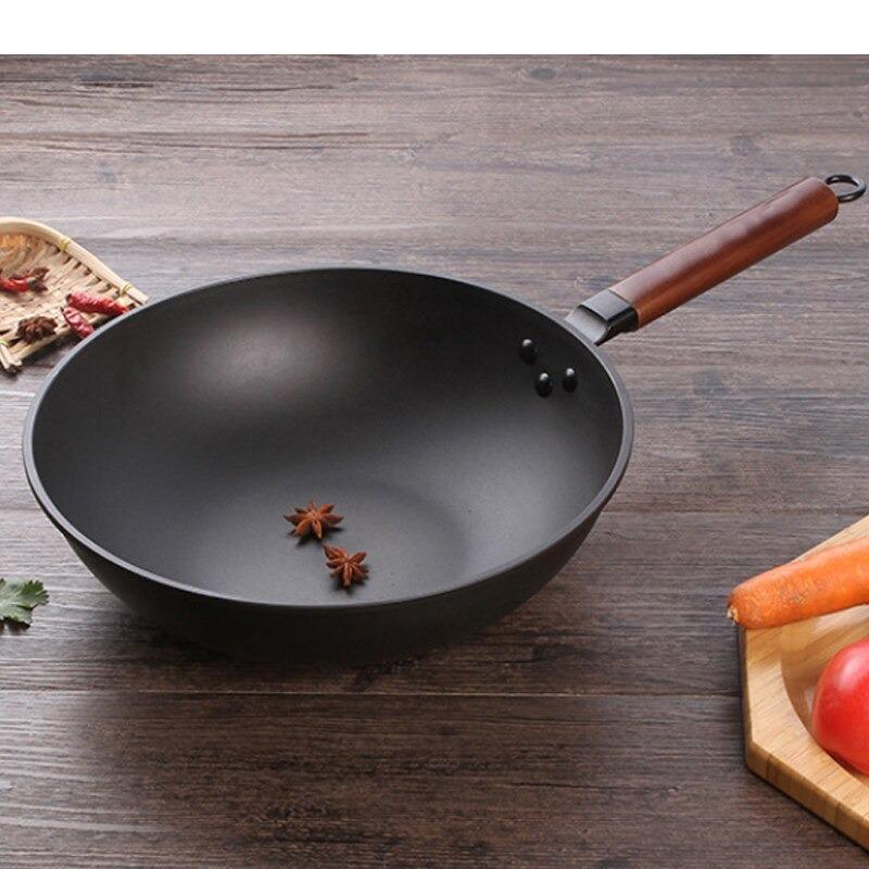 Le Tsukuba koolstofstaal wok zonder inbranden met originele verpakking