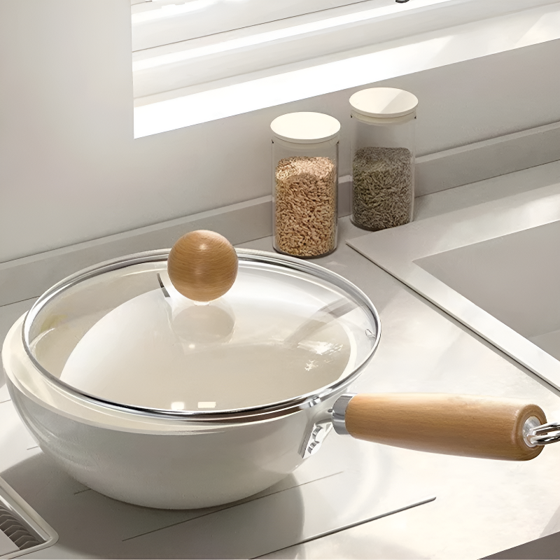 Le Tehana keramische wok inductie bodem met warmtegeleiding detail