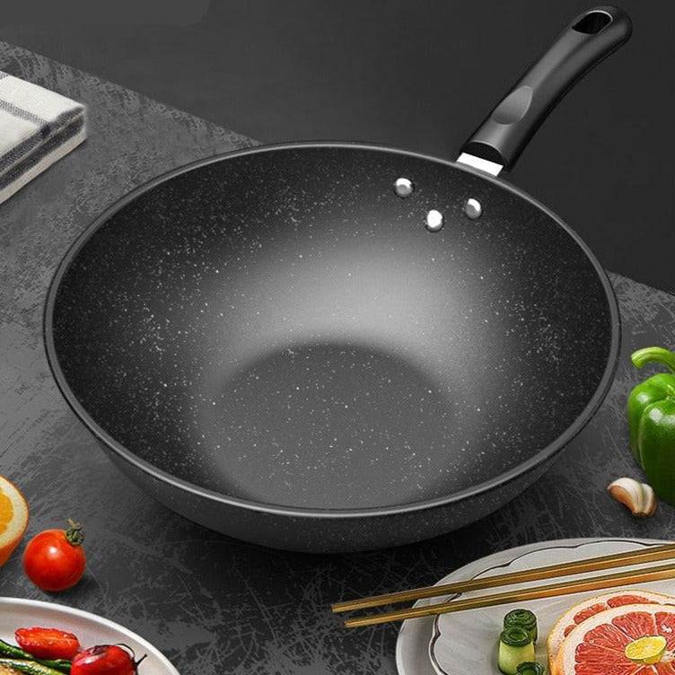 Le Lanska zwart koolstofstaal wok doos en meegeleverde accessoires